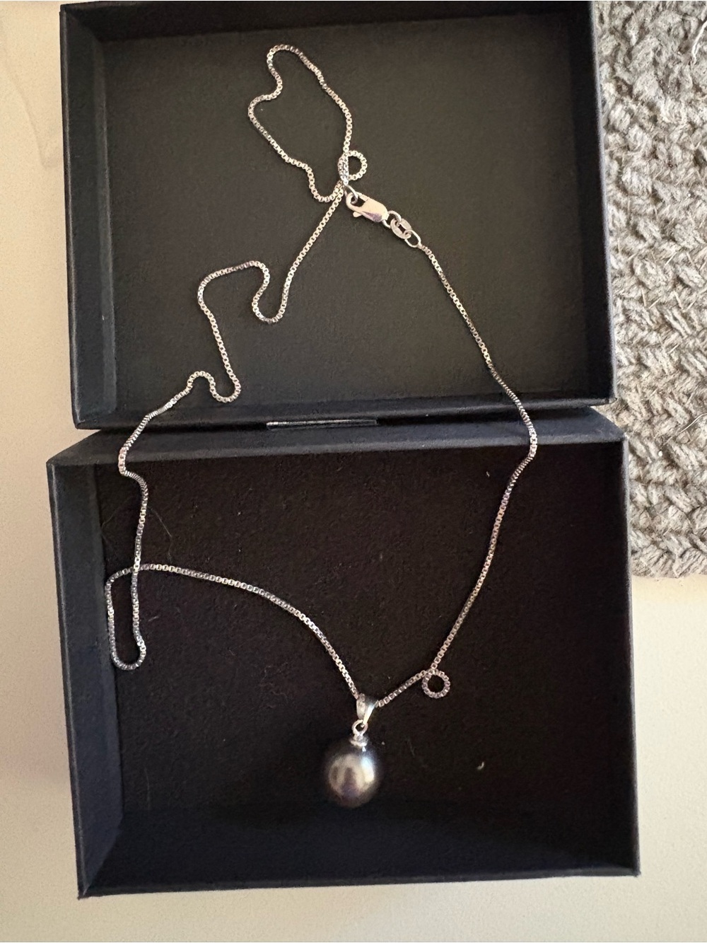 Sterling Silver 22in chain 925 with Large Freshwater Pearl Pendant